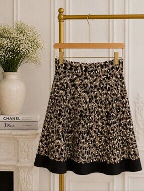 Classic Concepts Animal Print A-Line Knit Skirt | Stretch | Size S
